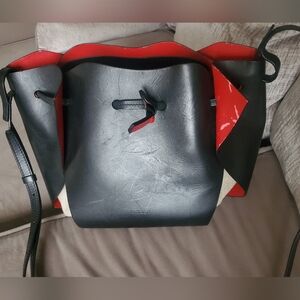 LINJER Black Leather Bucket Shoulder/CROSSBODY Bag with Red Interior
